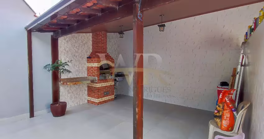 Casa linear com 3 quartos c/ 2 suíte e área gourmet – bairro alterosas