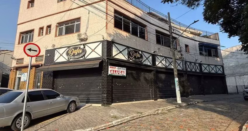 Oportunidade imperdível: salão comercial amplo para locação!