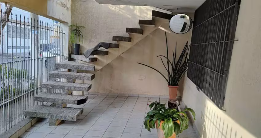 Sobrado à venda - ideal para duas famílias ou investimento!
