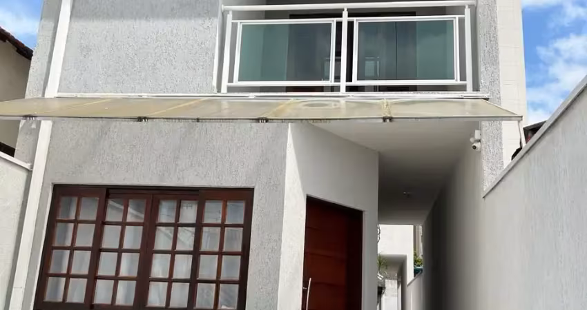 Sobrado no centro de mogi das cruzes – 3 dorms | 1 suíte | área gourmet | r$ 760.000