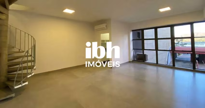Salas comerciais unificadas – 271,46 m² | recepção | 3 banheiros | 3 vagas cobertas