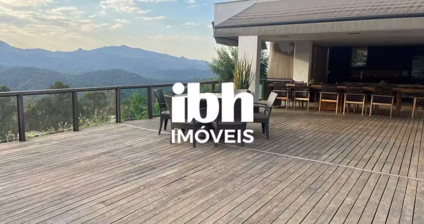 Casa em condomínio 4 quartos e 7 banheiros a venda com 429m²