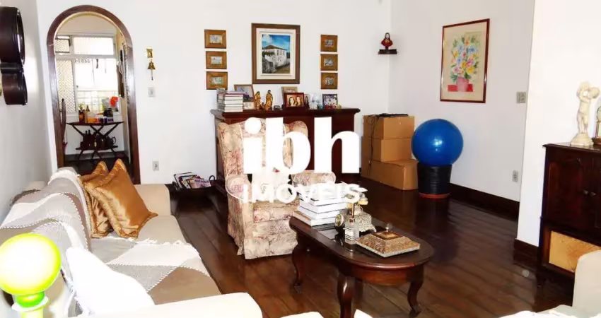 Apartamento à venda com 200m²,ao lado do minas tênis clube, 4 quartos, 1 suíte, 2 vagas em lourdes.