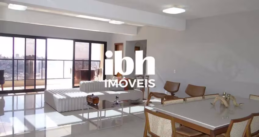 Cobertura à venda com 4 quartos, 5 banheiros, 2 suítes, 4 vagas de garagem, 403,00m² no santa lúcia.