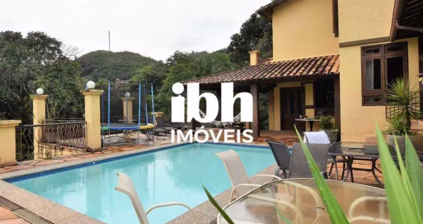Casa em condomínio fechado com 4 quartos à venda na Rua BemTeVi, Vila Alpina, Nova Lima