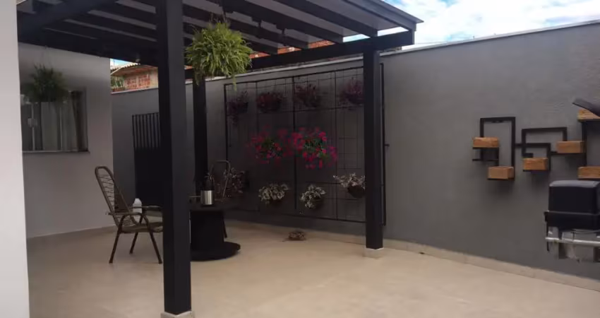 Casa com 2 quartos à venda na Rua Pioneiro João Nunes, 896, Jardim Paulista, Maringá
