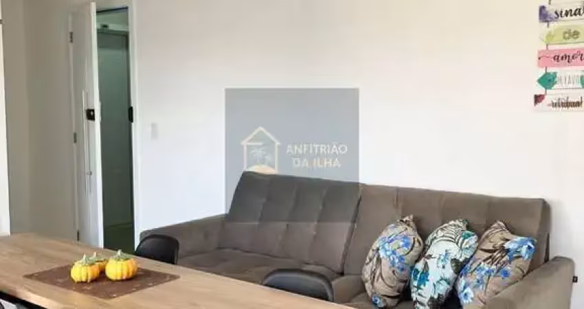 Apartamento 2 quartos na praia dos ingleses, 50mts do mar