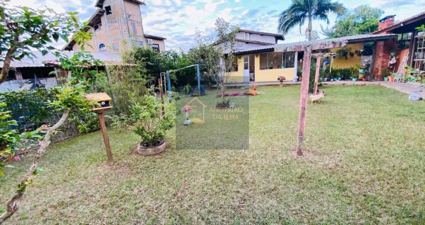 Casa com 5 quartos à venda na Barra da Lagoa, Florianópolis 