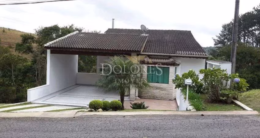 Sobrado no aruã com 3 amplos dormitórios sendo 1 suíte