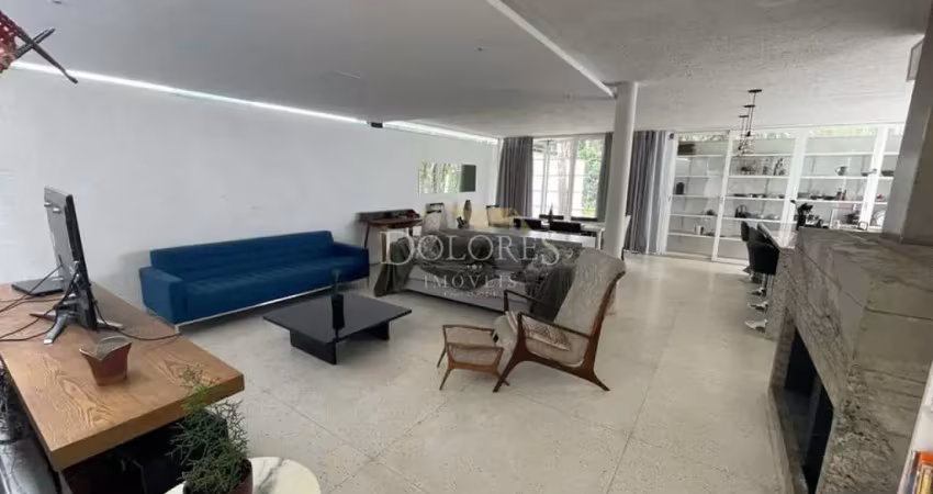 Lindo sobrado em projeto moderno frente para reserva no condomínio aruã em mogi das cruzes.