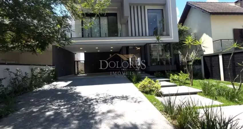 Casa moderna com vista maravilhosa com 4 suítes e piscina
