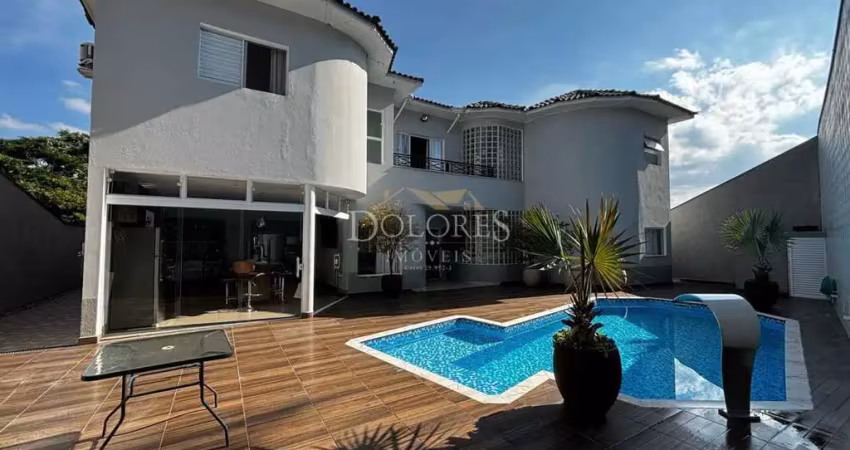 Amplo sobrado de 07 dormitórios, disponível para locação aruã