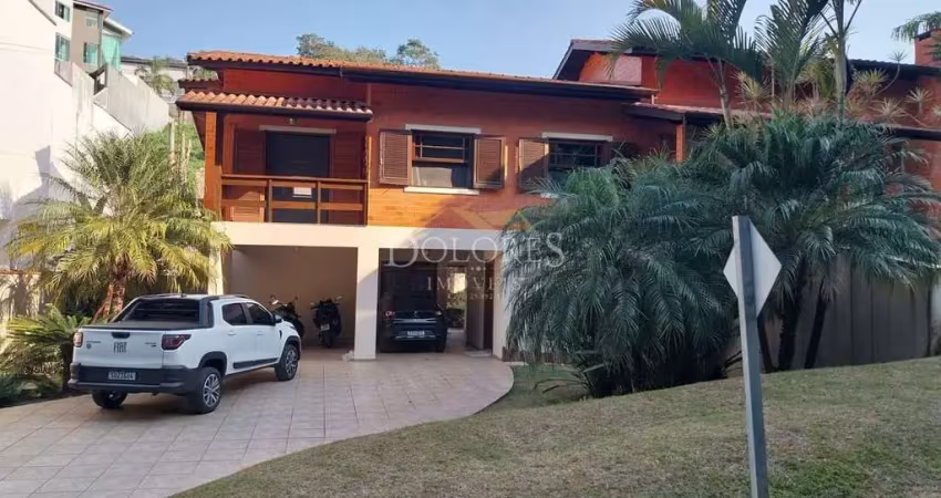 Casa térrea em terreno de aproximadamente 970 metros