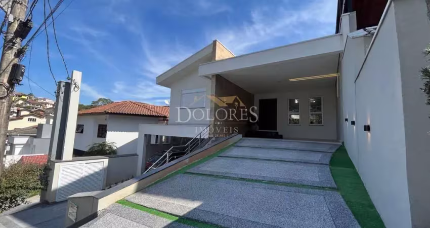 Linda casa terrea com fundo reserva com 3 dormitórios