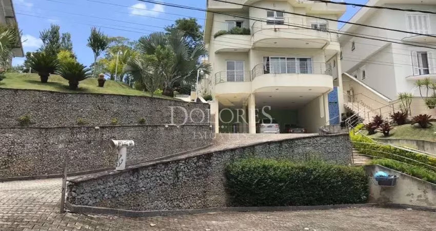 Casa alto padrão no condomínio aruã em mogi das cruzes com a dolores imóveis, tradição e segurança.