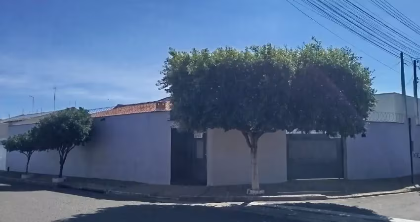 Oportunidade: casa a venda no começo do jardim das oliveiras