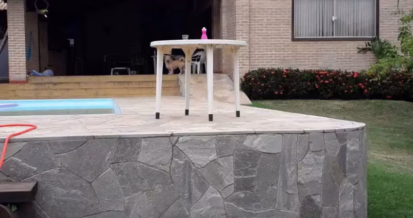Lindo rancho a venda no condomínio sta fé as margens do rio tietê em araçatuba