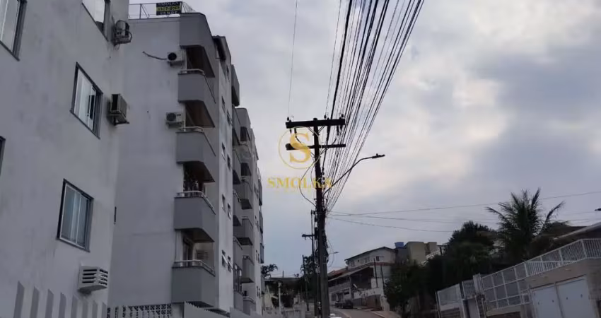 Apartamento com 3 quartos à venda na Rua Desembargador Gil Costa, Estreito, Florianópolis