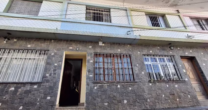 Casa com 2 dormitórios em condominio fechado no bairro da água fria