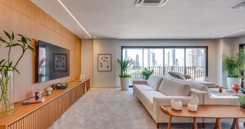 Mobiliado e decorado setor bueno ( nunca habitado) alto padrão