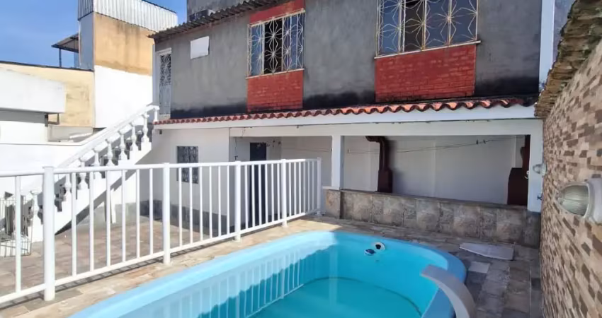 400 mil - posse - casa + kitnet com piscina - aceita financiamento bancário ou à vista
