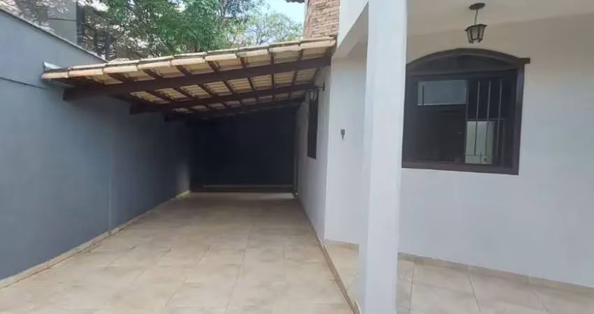 Casa com 3 quartos à venda na Santa Amélia, Belo Horizonte 