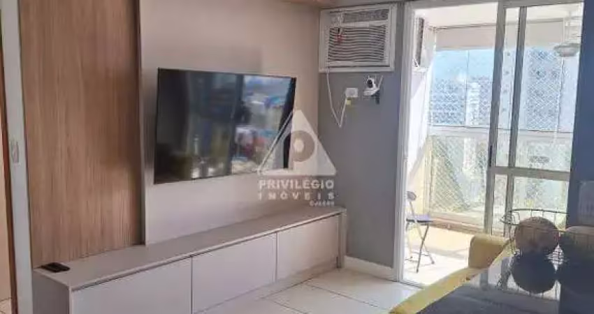 Apto reformado com 3 quartos no condomínio estrelas full - barra olímpica