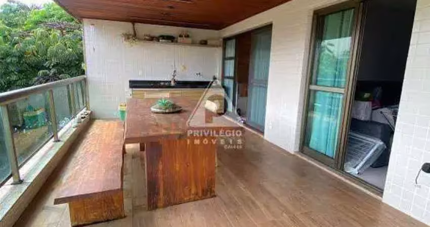 Apartamento de luxo no recreio – reformado, varanda gourmet e localização privilegiada