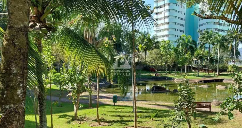 Apartamento 2 quartos (2 suítes) com vista para a piscina na barra da tijuca