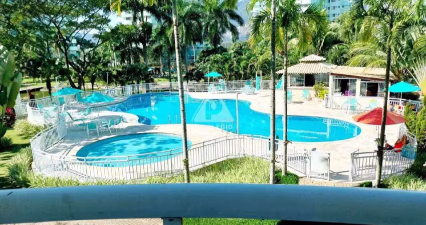 Apartamento 2 quartos (2 suítes) com vista para a piscina na barra da tijuca