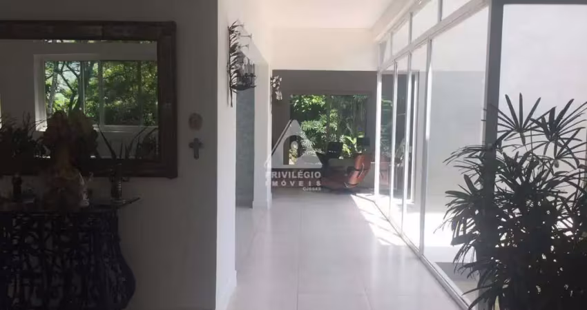 Casa à venda, 4 quartos, 3 suítes, barra da tijuca - rio de janeiro/rj