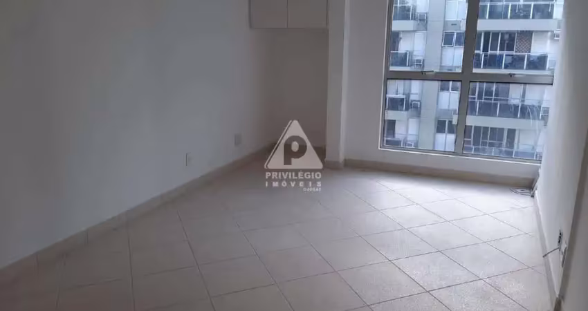 Sala comercial 1 vaga centro empresarial com 7 elevadores 418 vagas oportunidade!