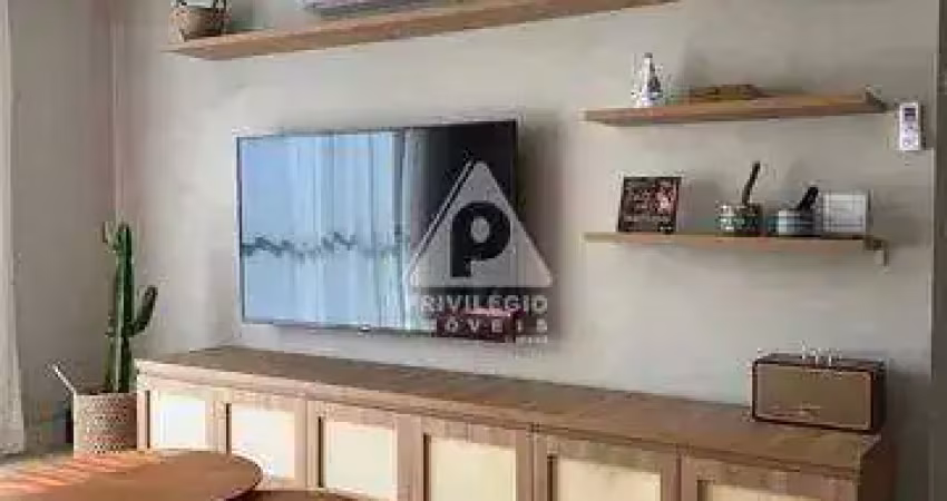 Privilégio imóveis vende: deslumbrante cobertura localizada no recreio, que oferece uma combinação perfeita de espaço, conforto e comodidades.