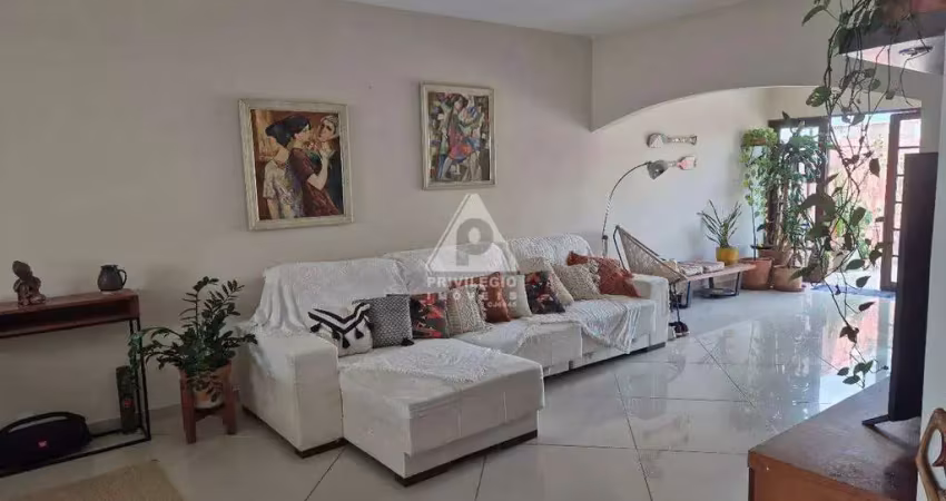 Cobertura - 3 quartos - jardim oceânico - proximo metro - perto da praia