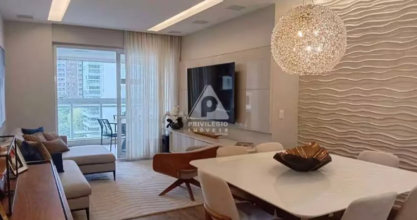 Apartamento com 3 quartos, suíte, varanda e vaga de garagem , mais infraestrutura, a venda no península, barra da tijuca
