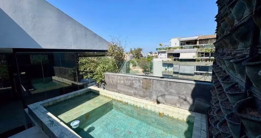 Cobertura contemporânea duplex de 150m2 pronta para morar totalmente decorada.