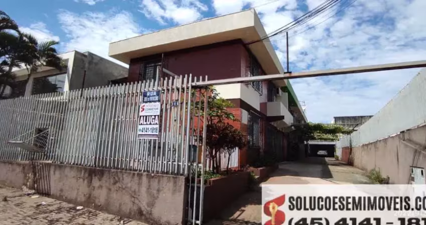 Sobrado com 03 dorms na vila portes, bem localizado e sem tx de condomínio!