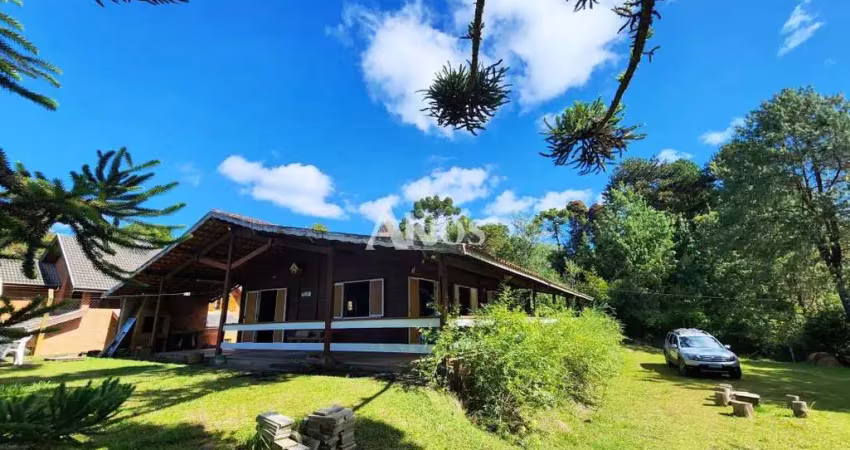 Casa típica de campo. - possibilidade de expansão ou construção de chalé no segundo platô