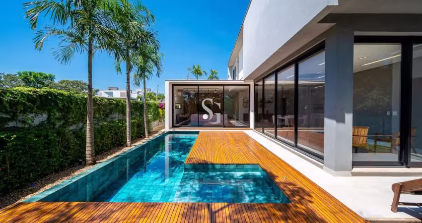 Casa moderna à venda em condomínio - região alphaville campinas