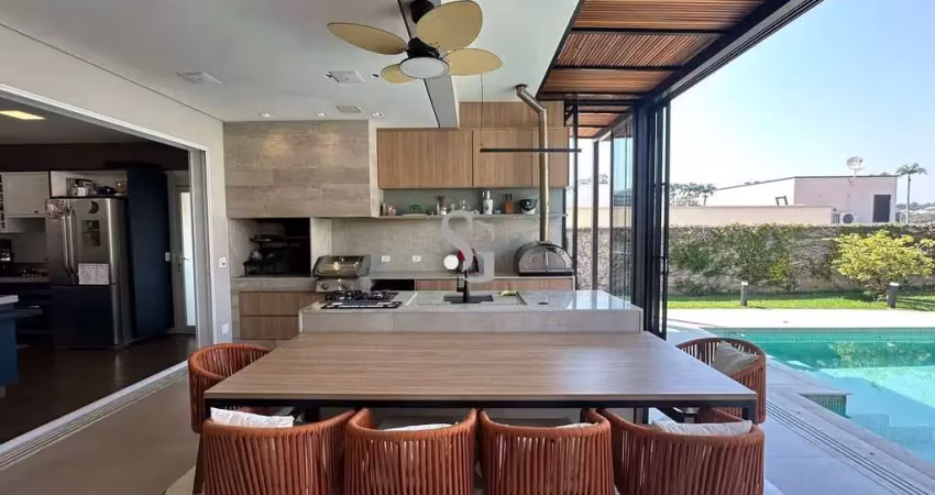 Linda casa à venda - condomínio próximo ao colégio porto seguro em valinhos/sp