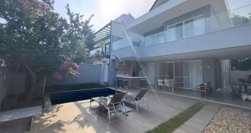 Casa em condomínio fechado com 4 quartos à venda na Estrada Vereador Alceu de Carvalho, Recreio dos Bandeirantes, Rio de Janeiro