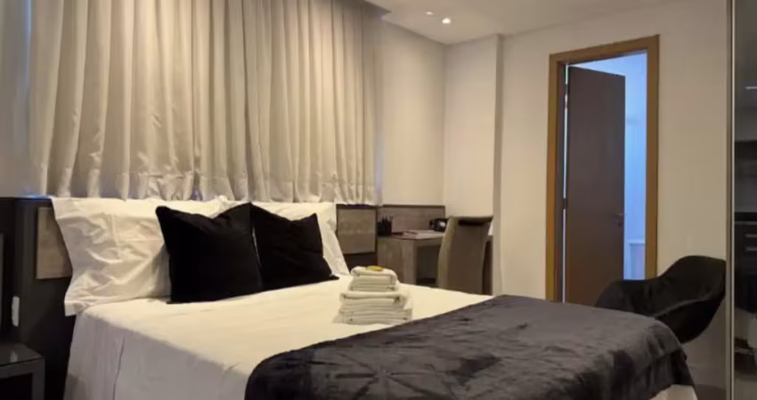 Studio mobiliado para até 02 pessoas com vaga de garagem próximo ao hospital de clínicas e ufpr