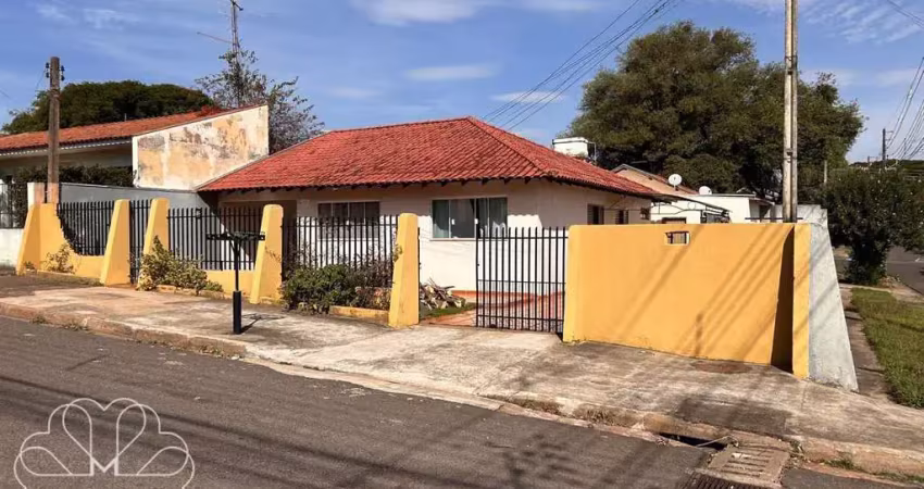 Casa com 4 quartos à venda na Rua dos Ipês, 955, Conjunto Habitacional Inocente Vila Nova Júnior, Maringá