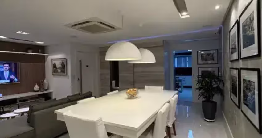 Apartamento com 2 quartos e 4 banheiros à venda no batel curitiba