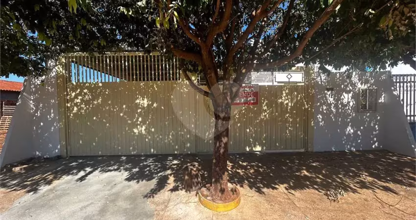 Casa com 3 quartos à venda ou para locação em jardim das acácias - ms