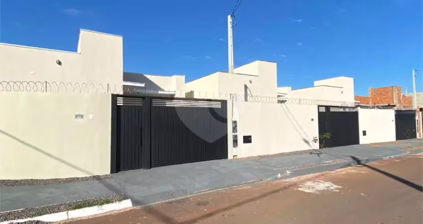 Casa à venda com 2 quartos em ipê, três lagoas - ms