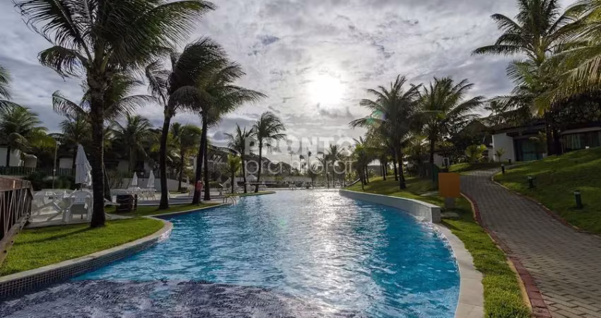 Excelente apartamento mobiliado, localizado em muro alto com 45,18m² de área útil.