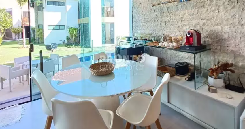 Apartamento à venda em muro alto – porteira fechada 64,29m² de área útil.