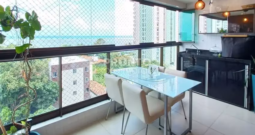 Apartamento com excelente localização em candeias com vista para o mar.