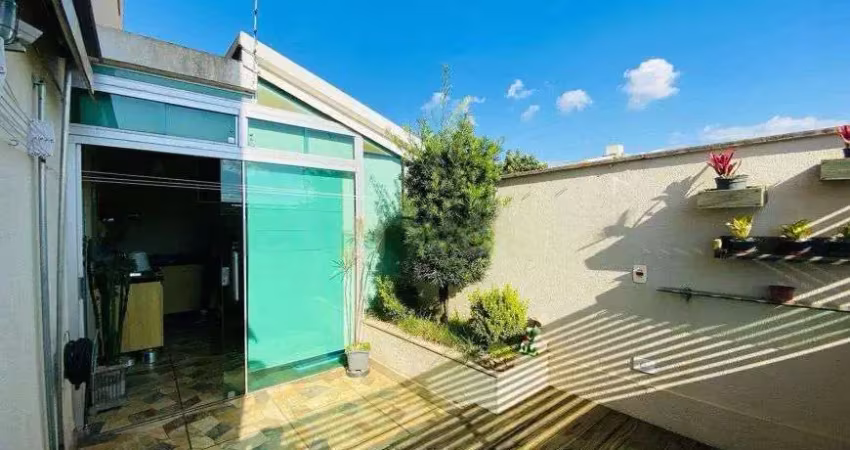 Casa com 3 quartos à venda na Rua do Carapuça, Esplanada, Belo Horizonte